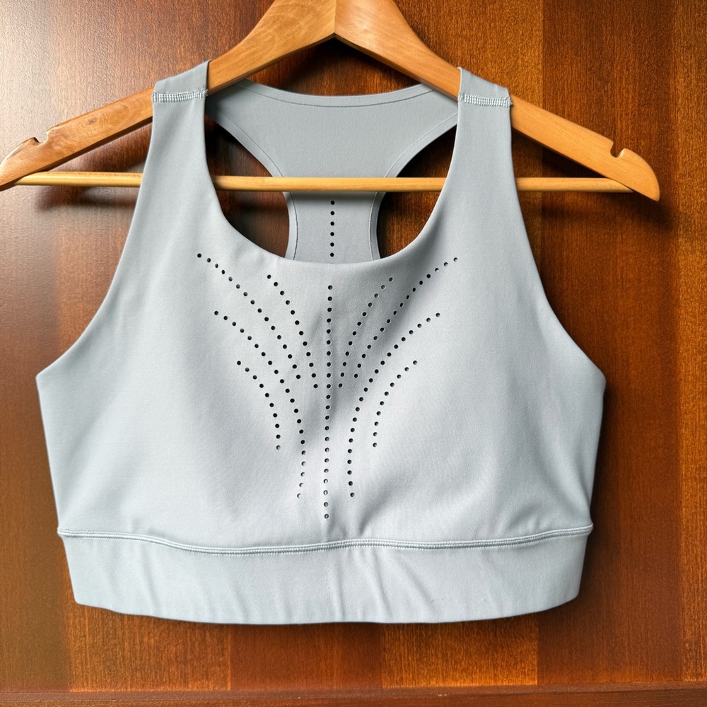 Women’s Calia by Carrie Underwood Perforated Dusty Blue Sports Bra Size Large